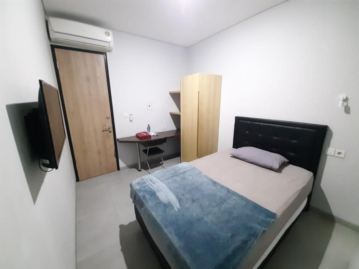 Oyo Life 92770 Cozy Puri 22 Hotell Jakarta Exteriör bild